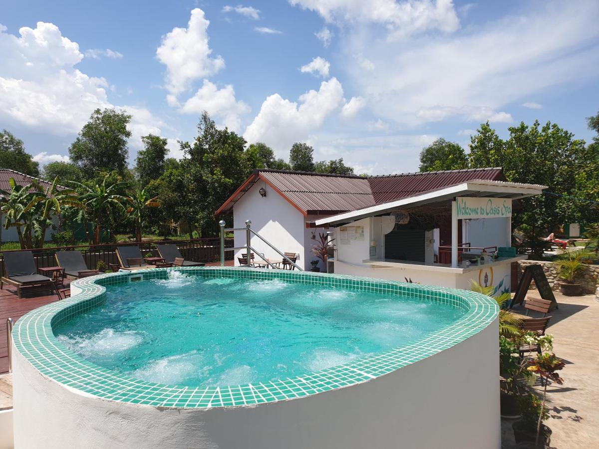 Bohemiaz Resort And Spa Kampot Exterior photo