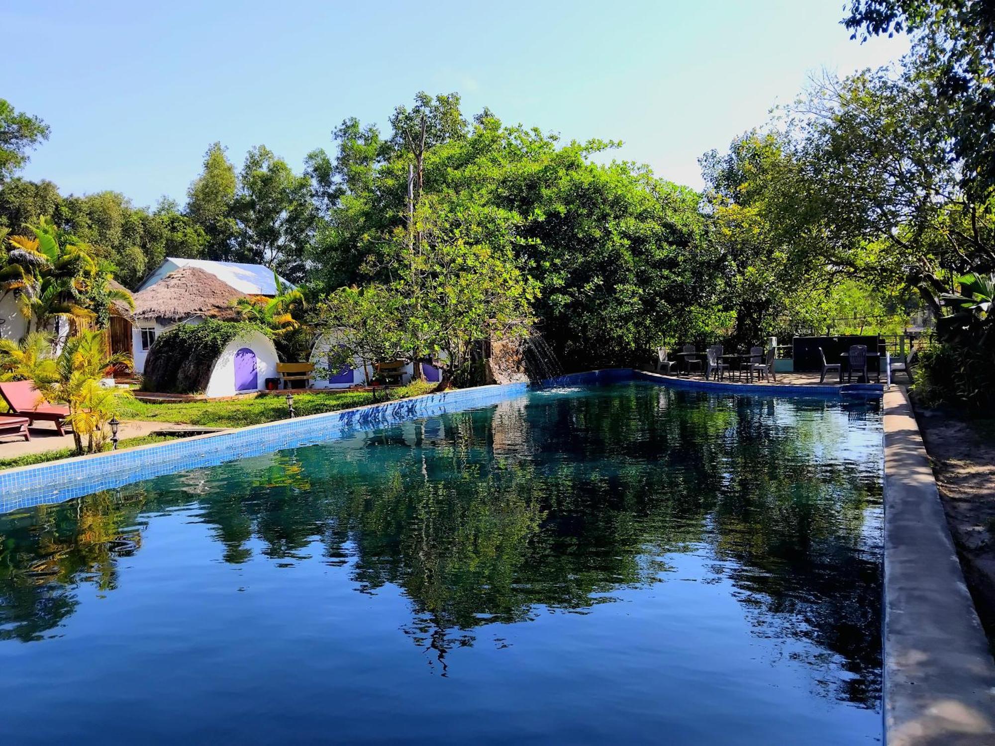 Bohemiaz Resort And Spa Kampot Exterior photo