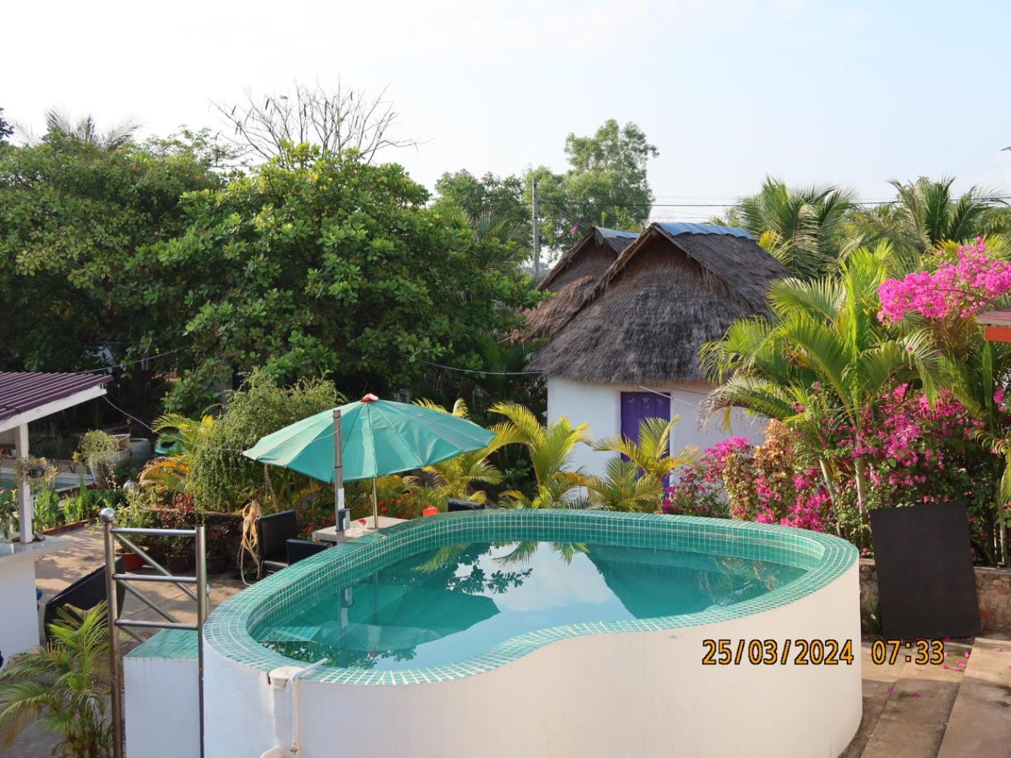 Bohemiaz Resort And Spa Kampot Exterior photo